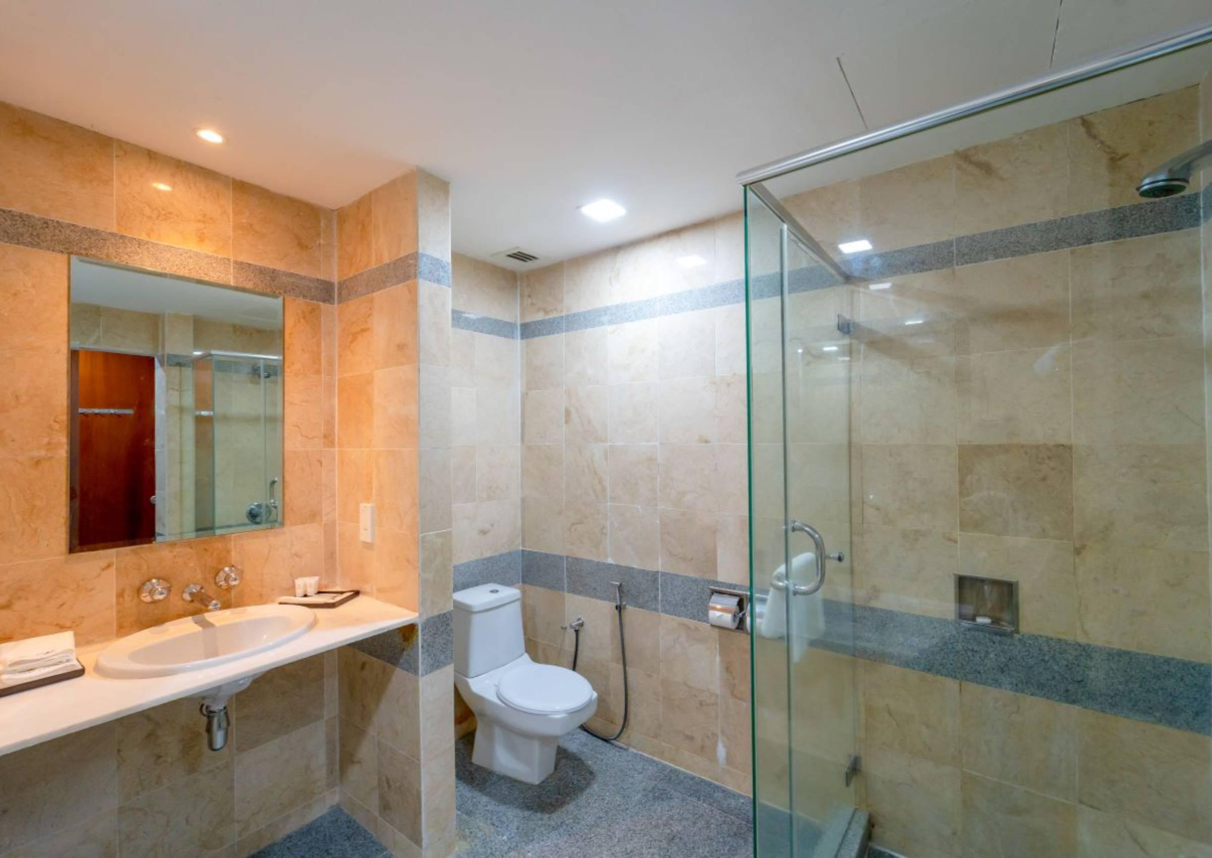 Bathroom Deluxe Family