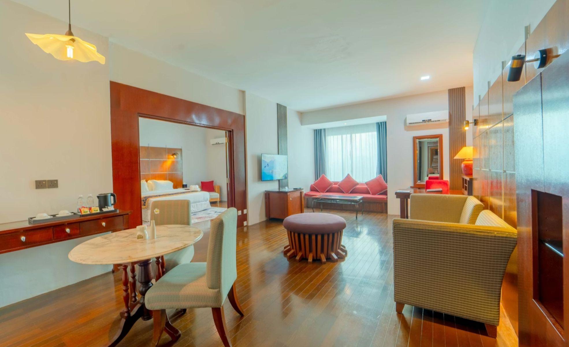 Junior Suite
