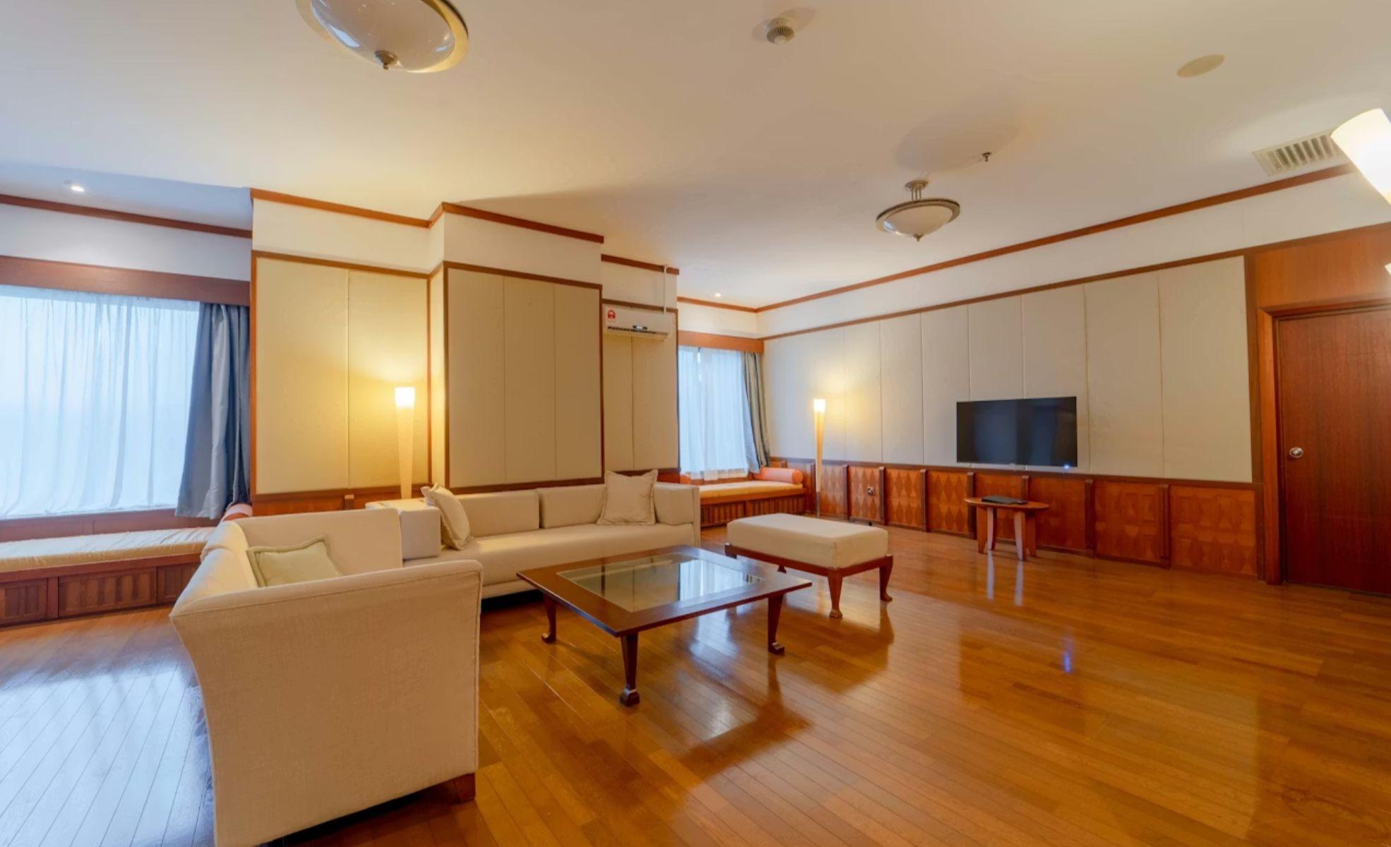 Presidential Suite